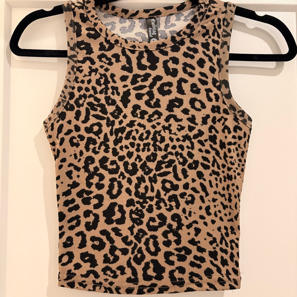 Leopard Print Sleeveless Top